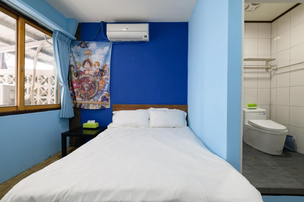 羅東夜市 小宅一生民宿 Night Market Small House Lifetime Hotel Luodong Dış mekan fotoğraf